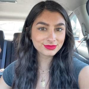 Meet your Posher, Brianna